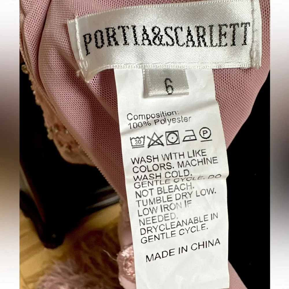 Portia and Scarlett Blush Long Sleeve Feather Fringed Embroidered Gown Size 6 - Picture 14 of 16